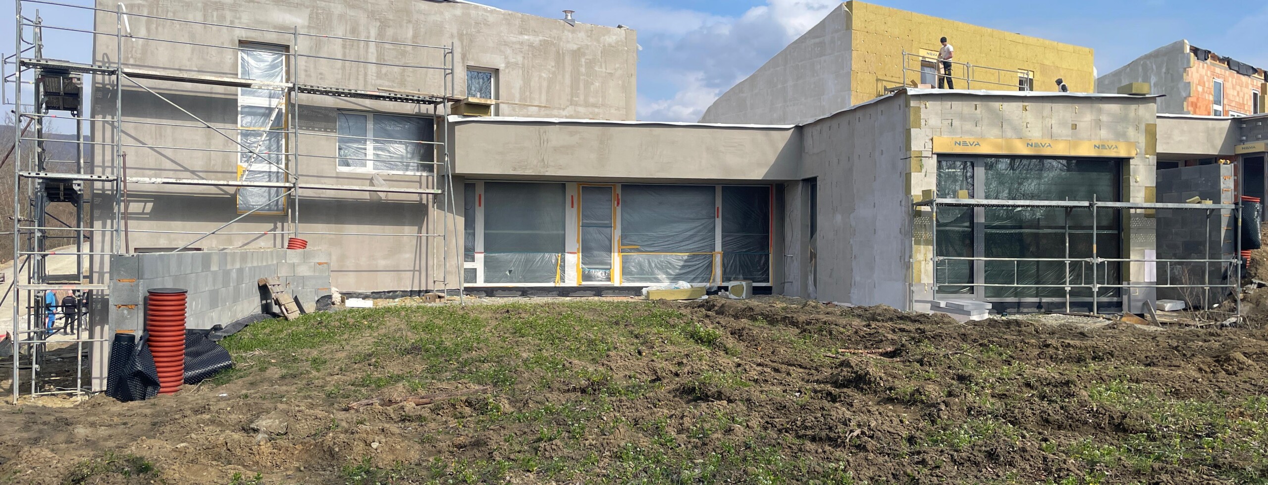 Kontrolní den v Trnávka Living: vilky míří do finálních etap, apartmánové domy rychle rostou