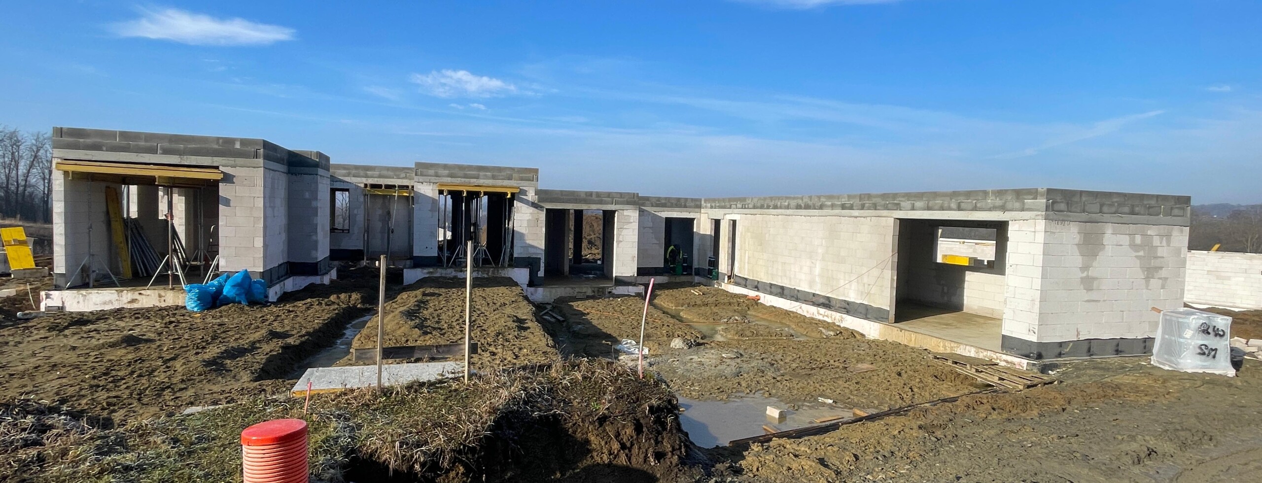 Hrubá stavba seniorských apartmánů v Trnávka Living postupuje