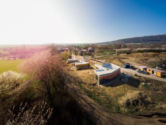 Dva milníky najednou: vilky finišují, rezervace apartmánů zahájena